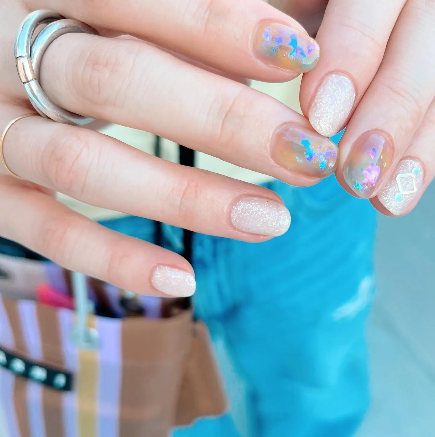 【横浜│港南区│下永谷】レインボーニュアンスネイル♪♪