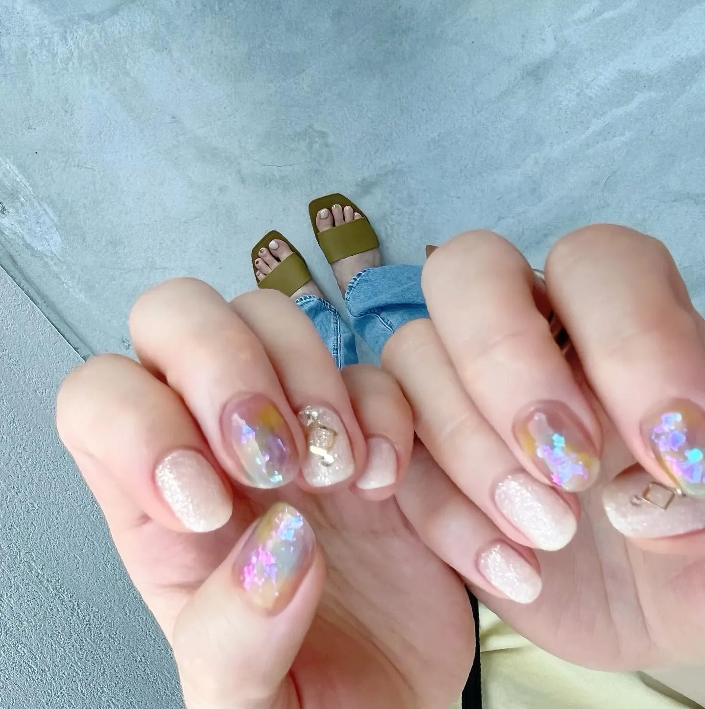 【横浜│港南区│下永谷】レインボーニュアンスネイル♪♪