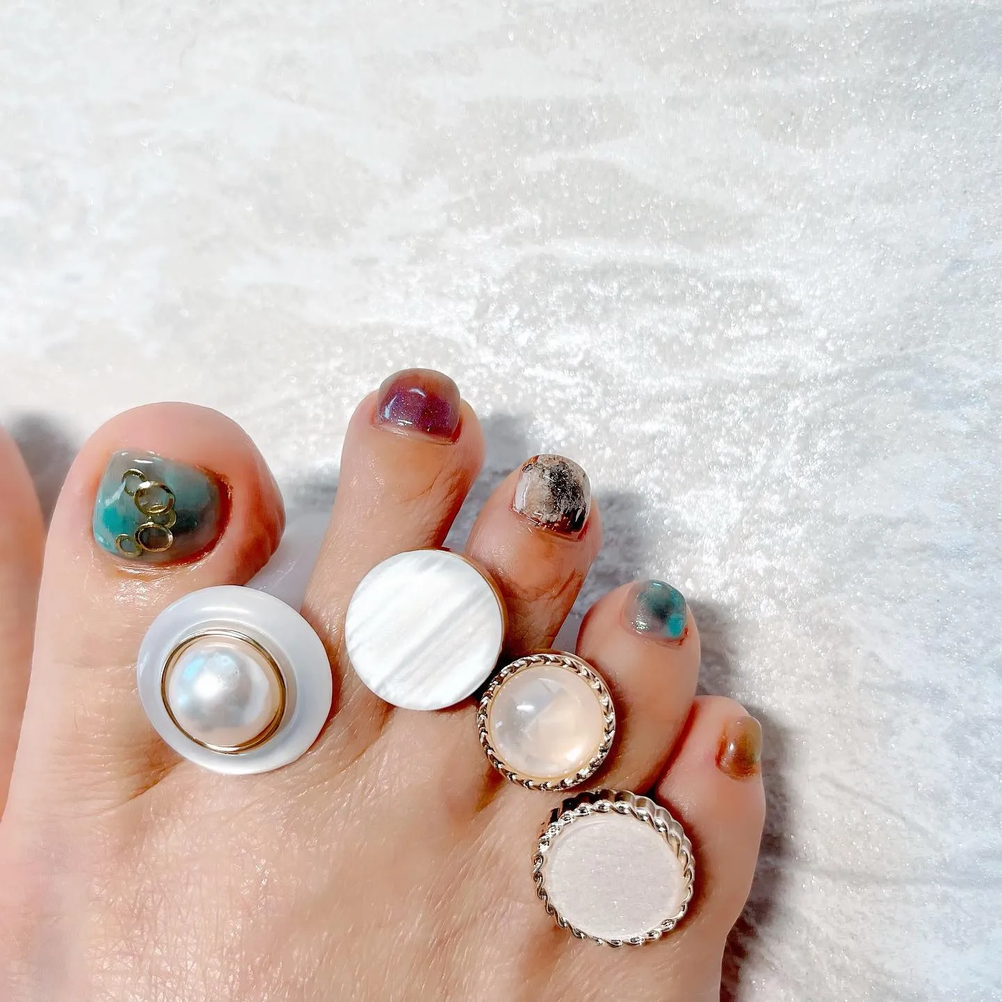 【横浜│港南区│下永谷】フットネイル×ポイントパーツデザイン...