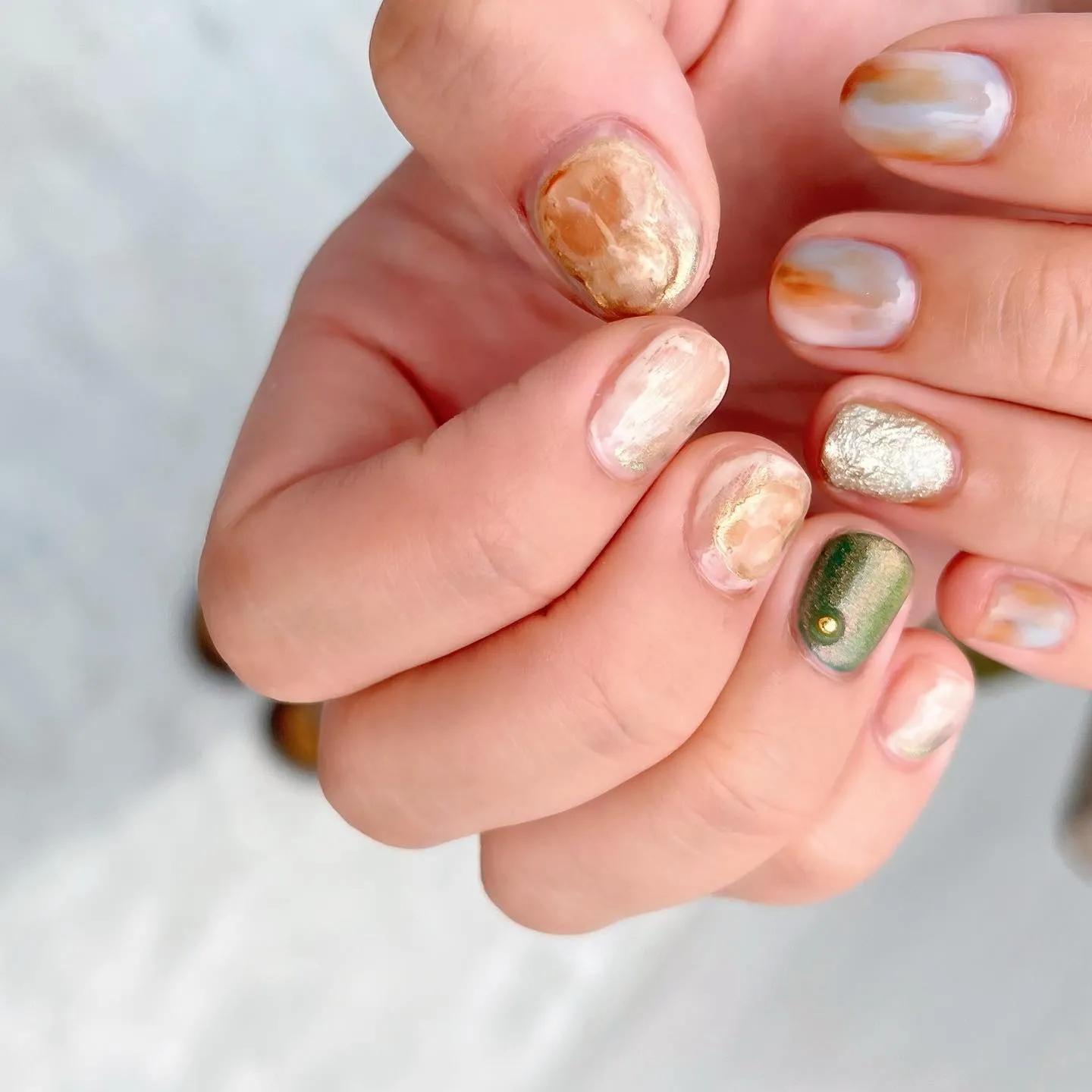 【横浜│港南区│日限山】ショートニュアンスネイル♪♪質感ツヤ...