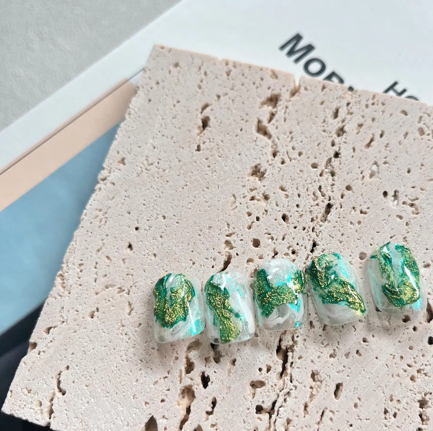 【横浜│港南区│ブルーライン下永谷駅】ニュアンスネイル♪♪