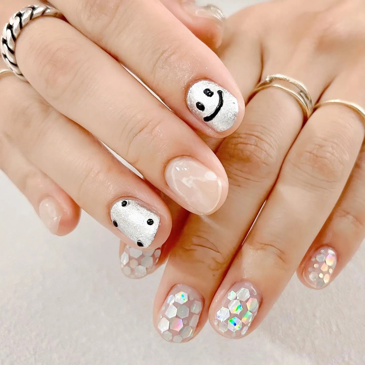 【横浜│港南区│ブルーライン下永谷駅】シルバーネイル♪♪左右...