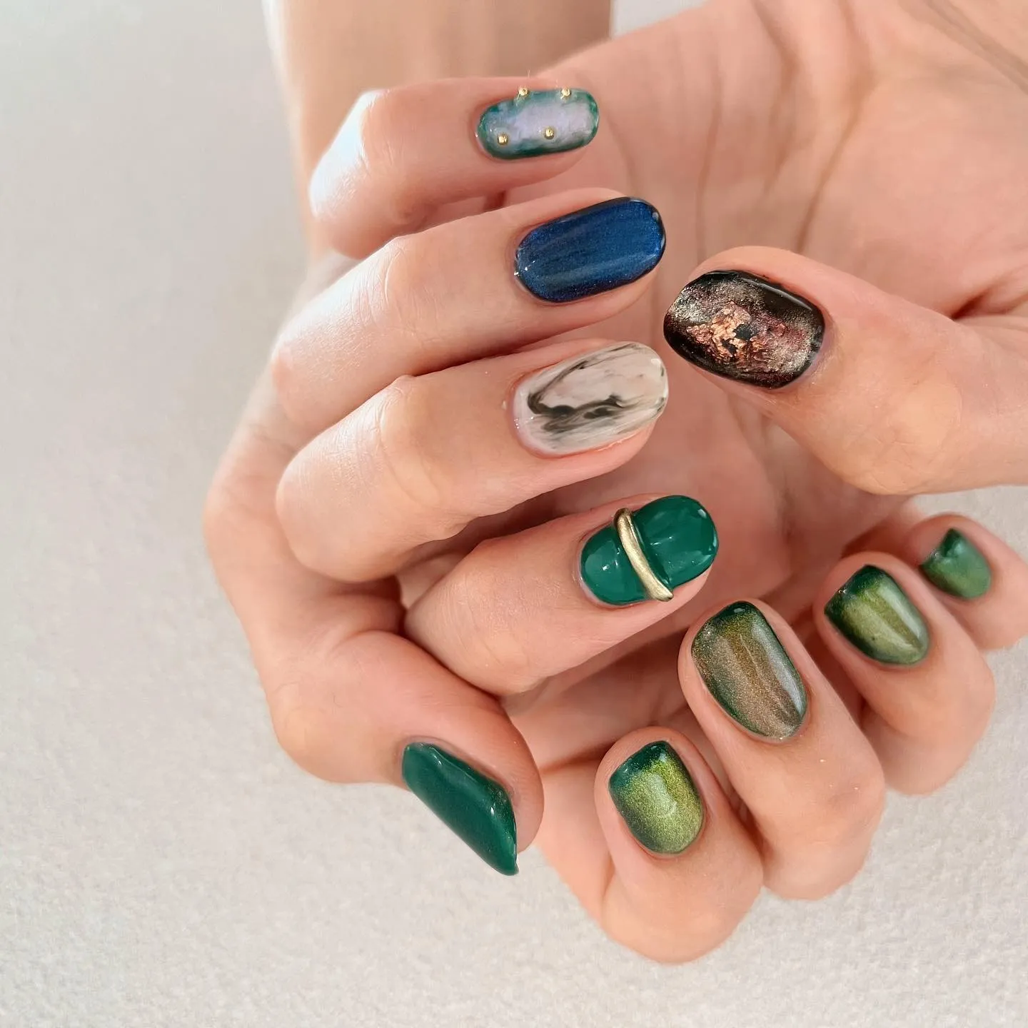 【横浜│港南区│ブルーライン下永谷駅】アシメデザインネイル♪...