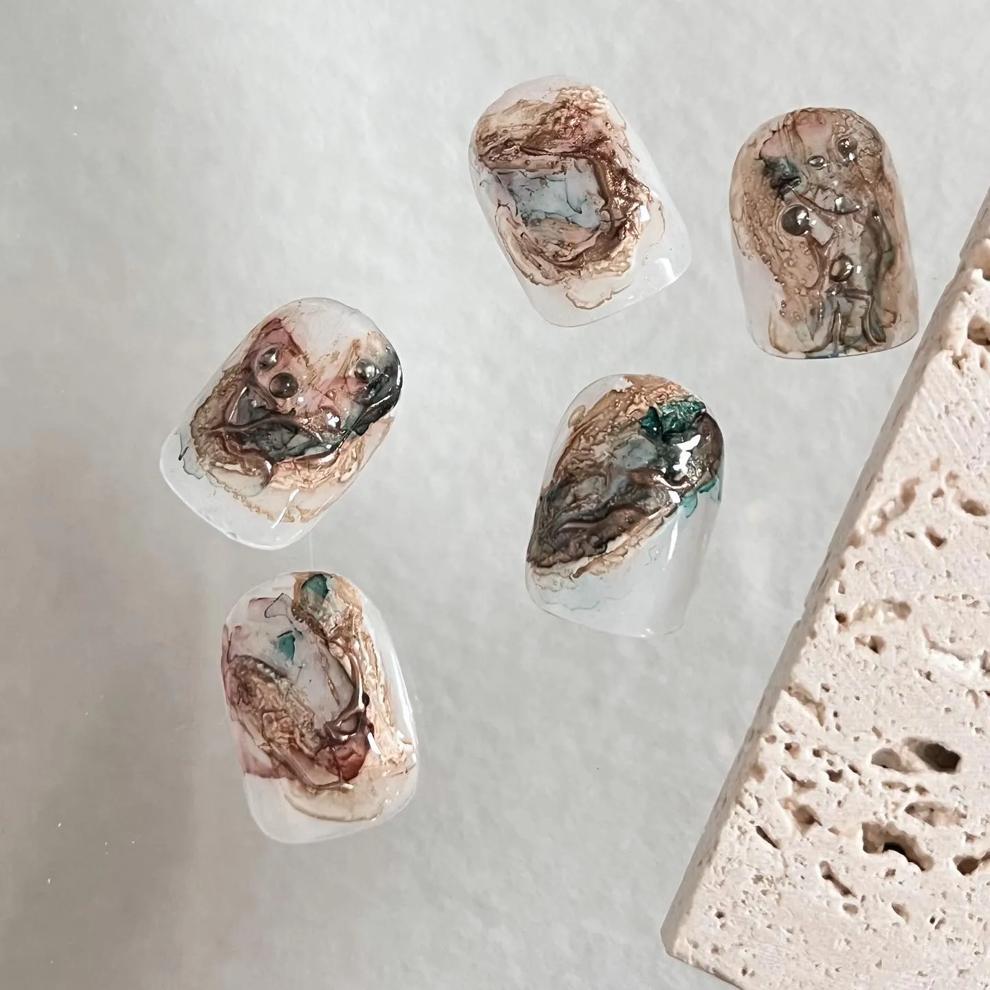 ................ 𓈒𓏸𓐍ニュアンスネイル専門...