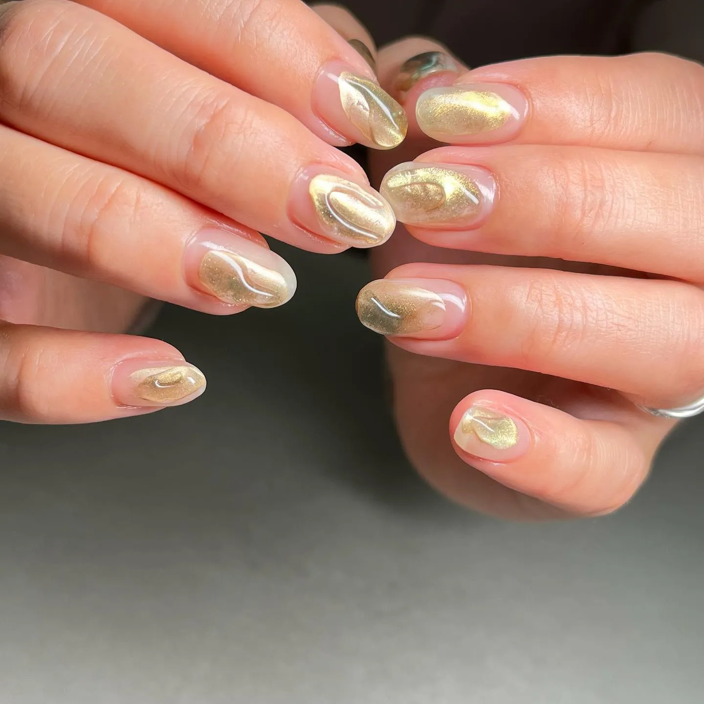 【横浜│ニュアンスネイル│プライベートサロン】ゴールド×凹凸...