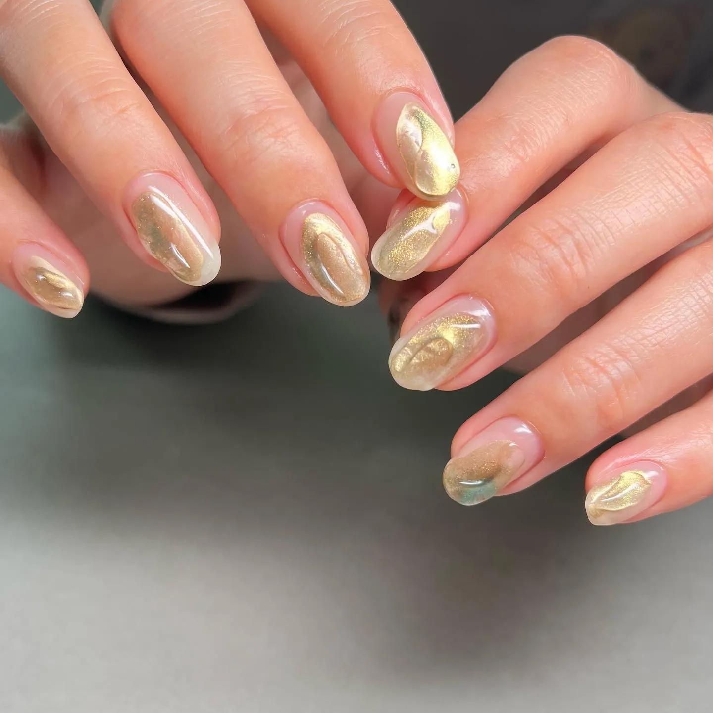 【横浜│ニュアンスネイル│プライベートサロン】ゴールド×凹凸...