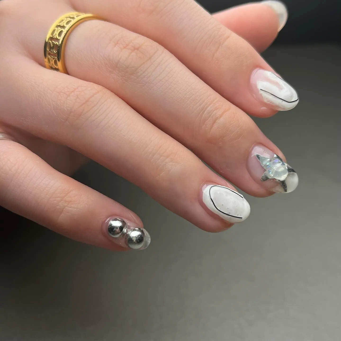 Silver♡シルバーネイル￤横浜ニュアンスネイルサロン