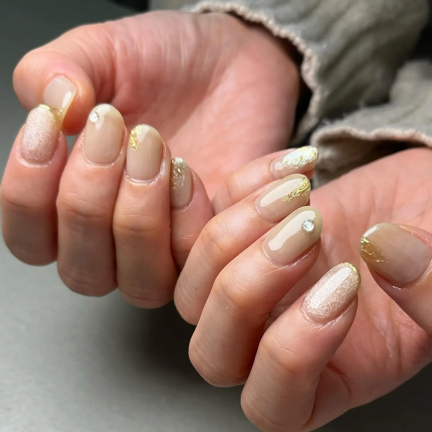 SHEER beige♡卒業式ママネイル￤横浜ニュアンスネイ...