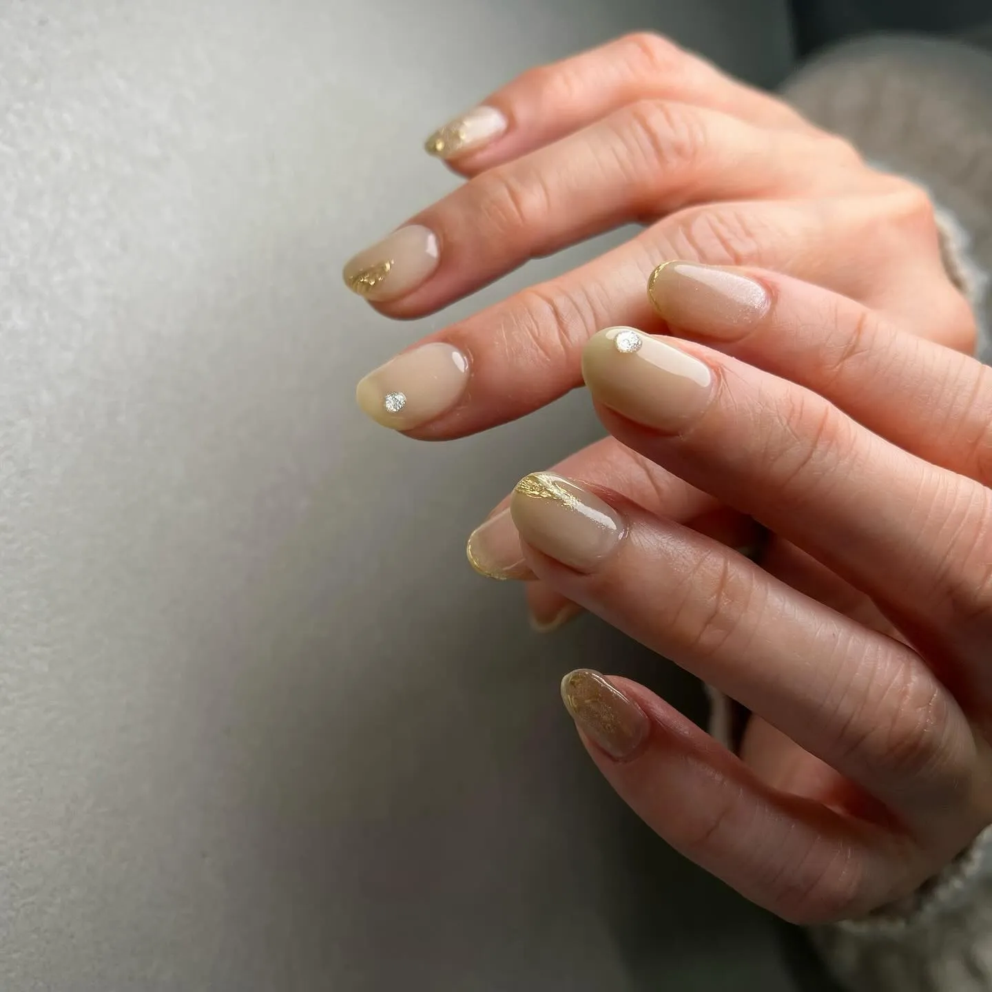 SHEER beige♡卒業式ママネイル￤横浜ニュアンスネイ...