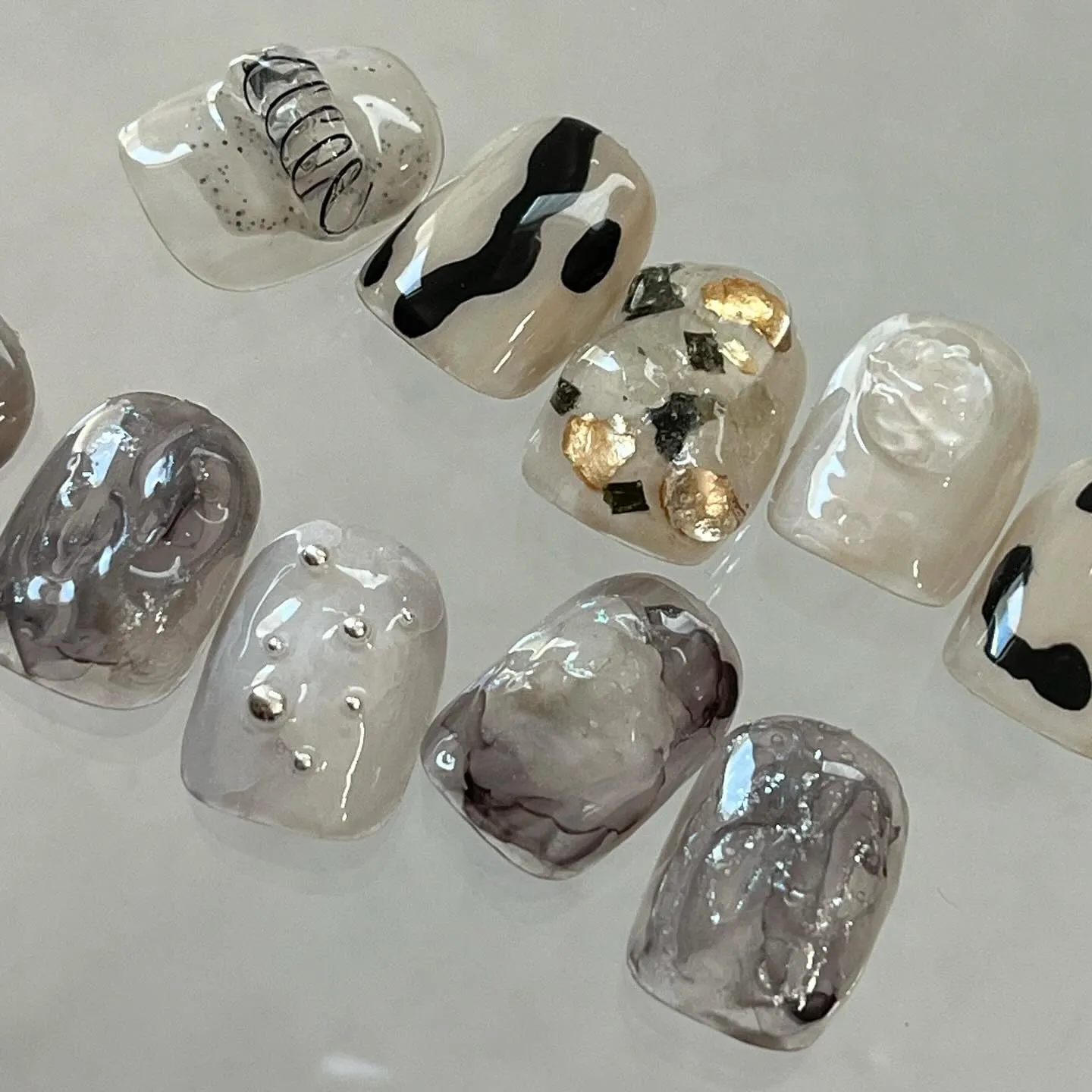 monotone♡モノトーン￤横浜ニュアンスネイルサロン