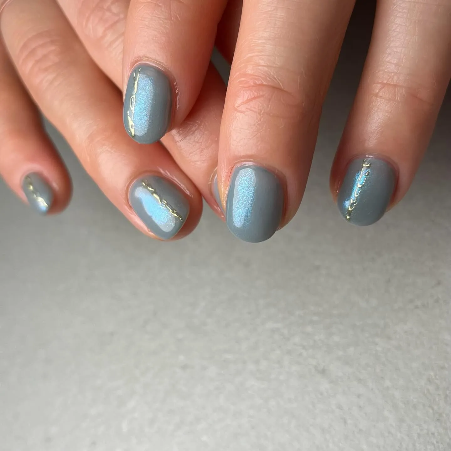 blue light in blue♡ブルーネイル￤横浜ニュ...