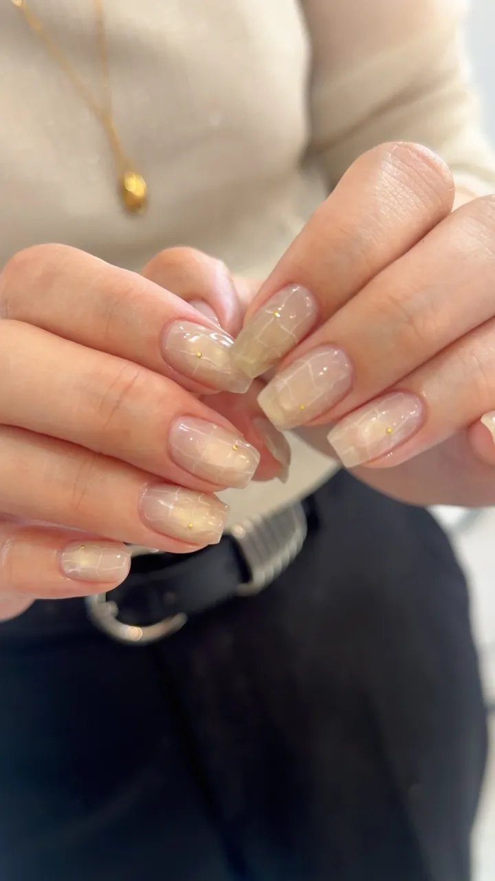 & BE nail