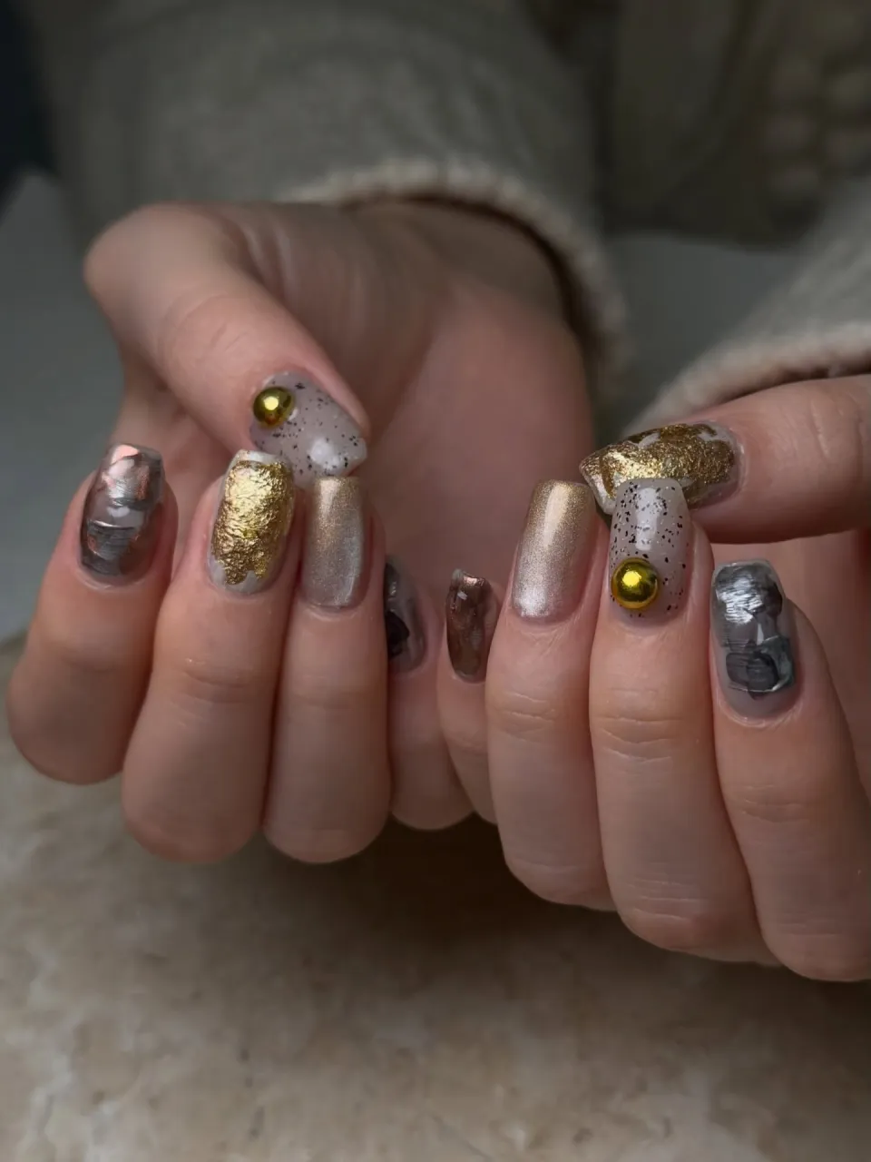 @and_benail