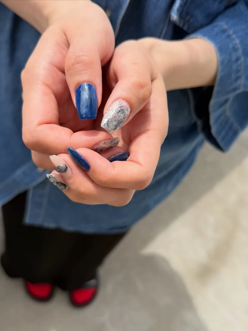 @and_benail