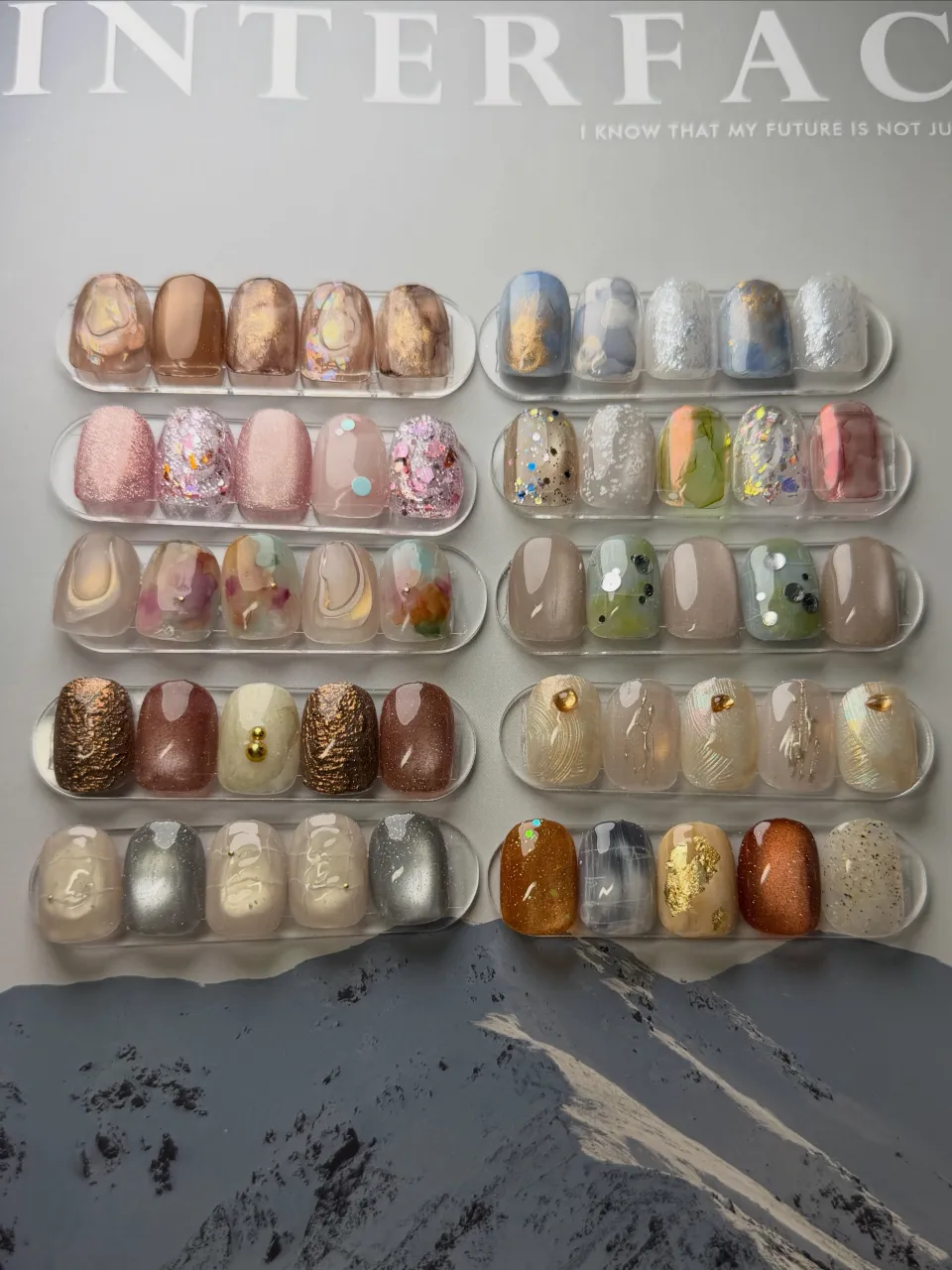 8月デザイン✨️